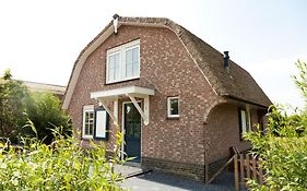 Het Eerste Huisje Vacation Home